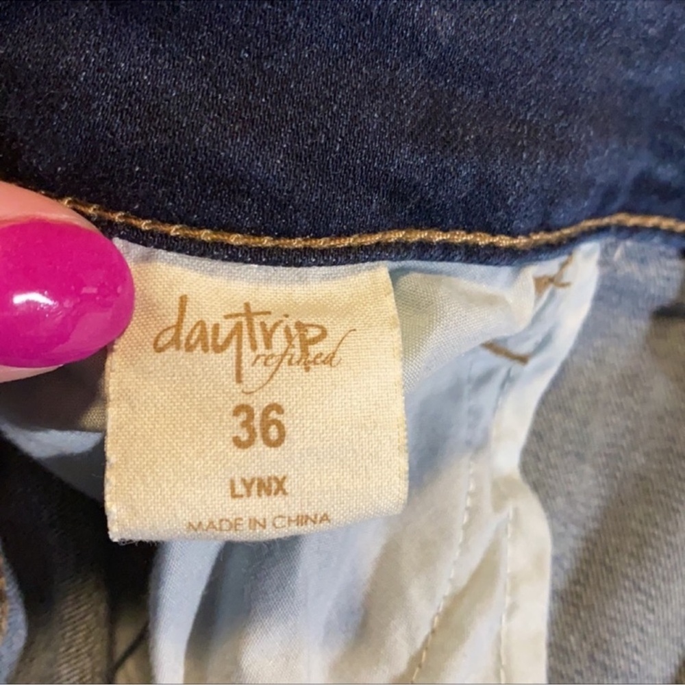 Daytrip Refined Lynx Stretch Cropped Jean - Picture 5 of 6